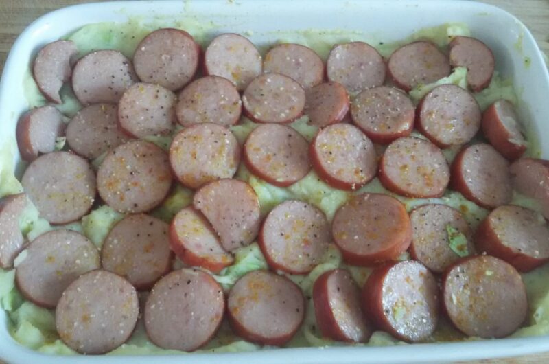 Spitskoolschotel met rookworst